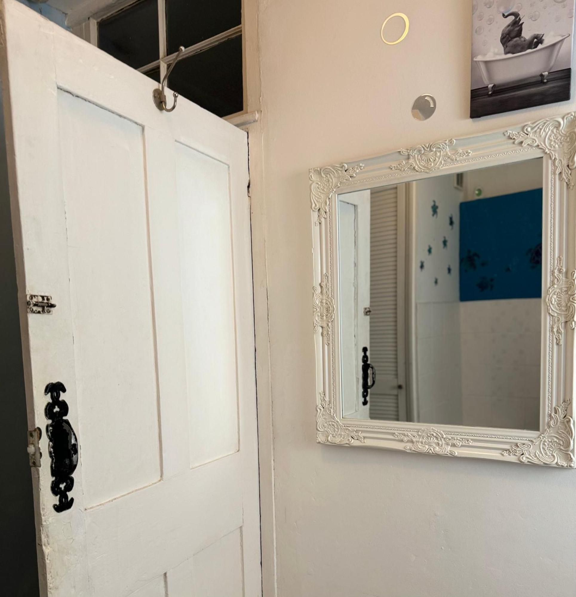 Beautiful Townhouse Next To Royal Victoria Park And Botanical Gardens Within Easy Walking Distance To Bath City Centre 외부 사진